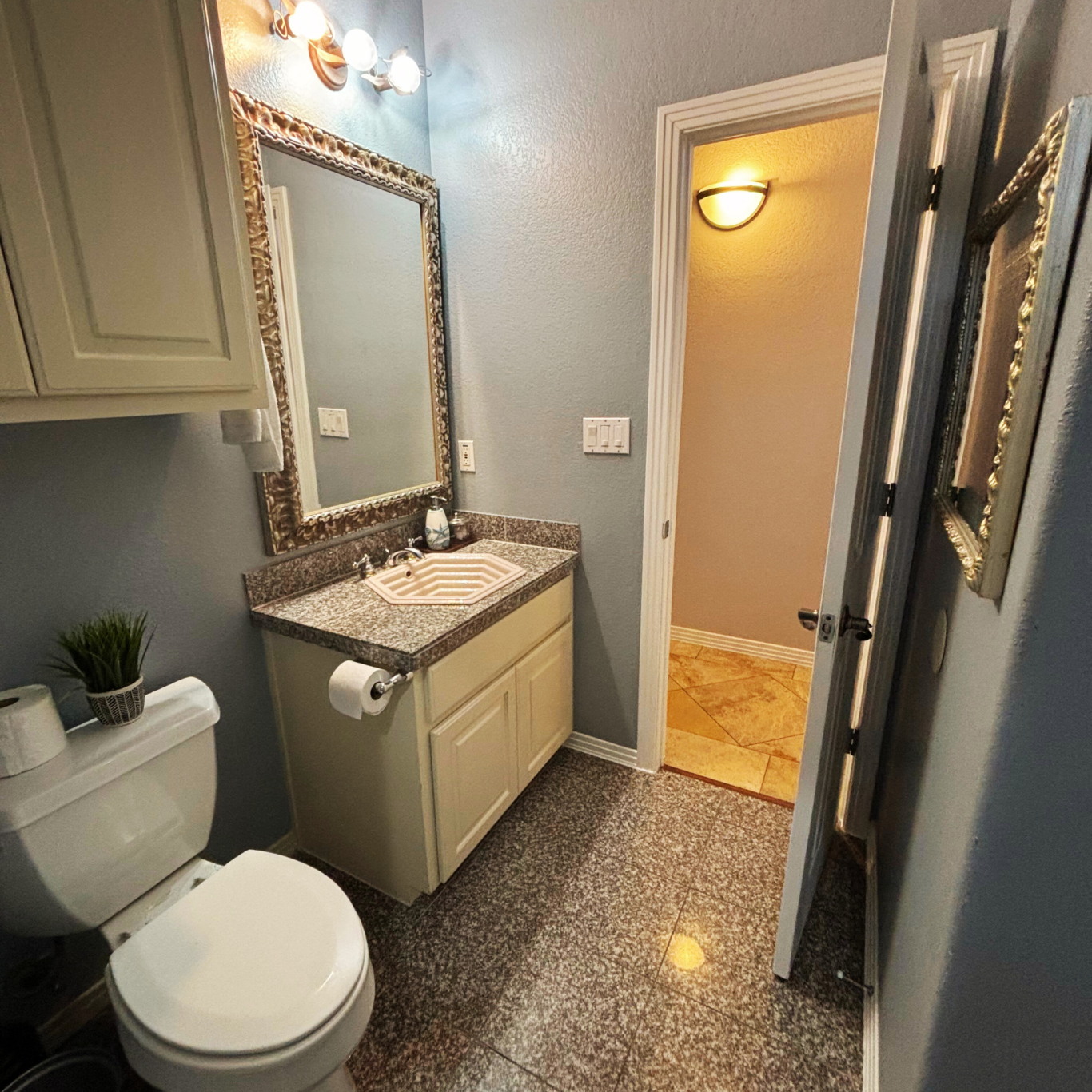 Bath for bedroom four (3rd floor)